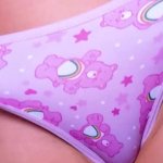 Beste 18 Years Old harig poesje neuken op sexy slipje ooit !!