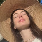Anne Hathaway / ahathawaynews / annehathaway / heatherannie Nude Leaks OnlyFans - Page 3 image 46