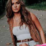 Ella Langley / ellalangleymusic Nude Leaks OnlyFans - Page 2 image 32