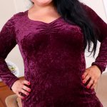Christina Santes is a hairy 39 year old housewife that loves to masturbate when shes alone