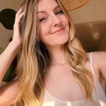 OnlyFans Creators Tagged with Solo