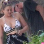 LAUREN ALAINA Nude