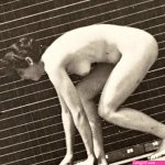 File:Nude woman walking rbm-QP301M8-1887-183a10.jpg