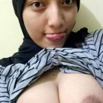 Malay jilbab bugil