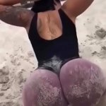 assvertise withmsmiami shaking dat ass at the beach