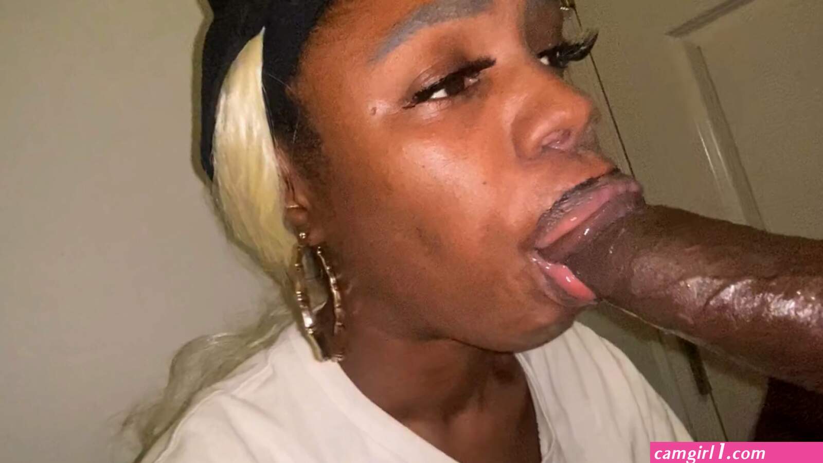Kay kush blowjob (photos)