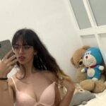 Laylababy2004 Giving A Peek Of Her Tits