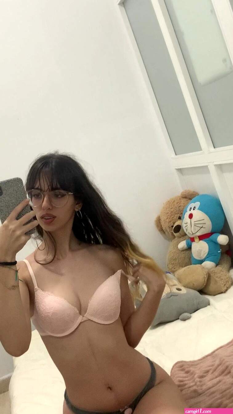 Lalababevip nude 12 (photos)