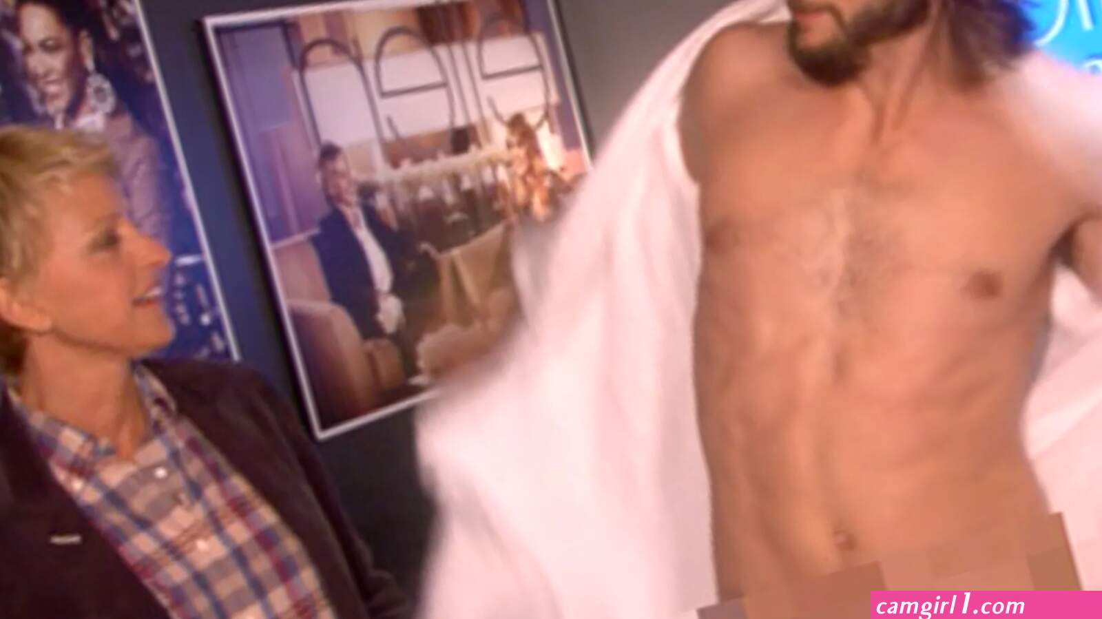 Naked kutcher (photos)