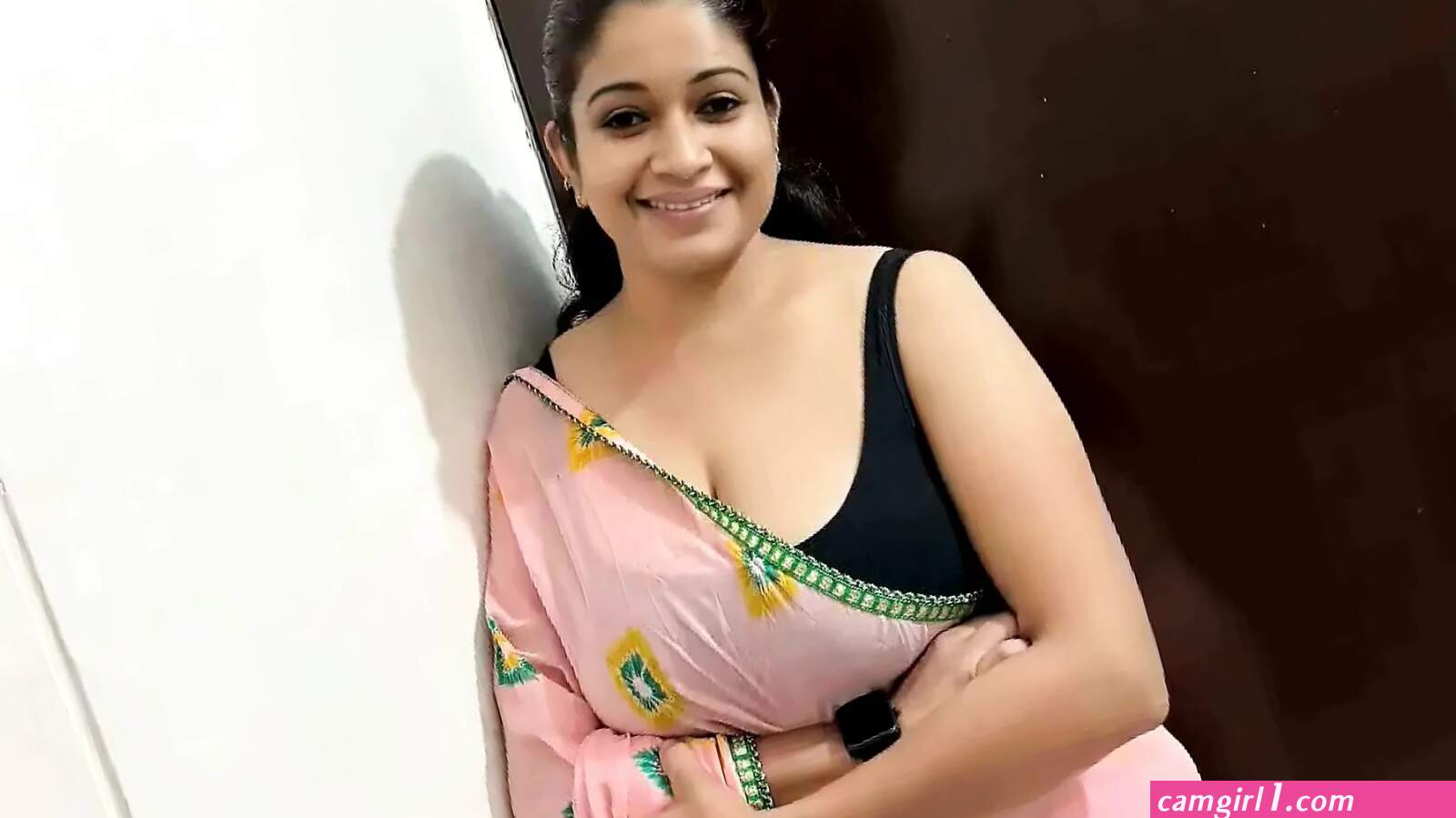 Saree strip to full nude (photos)