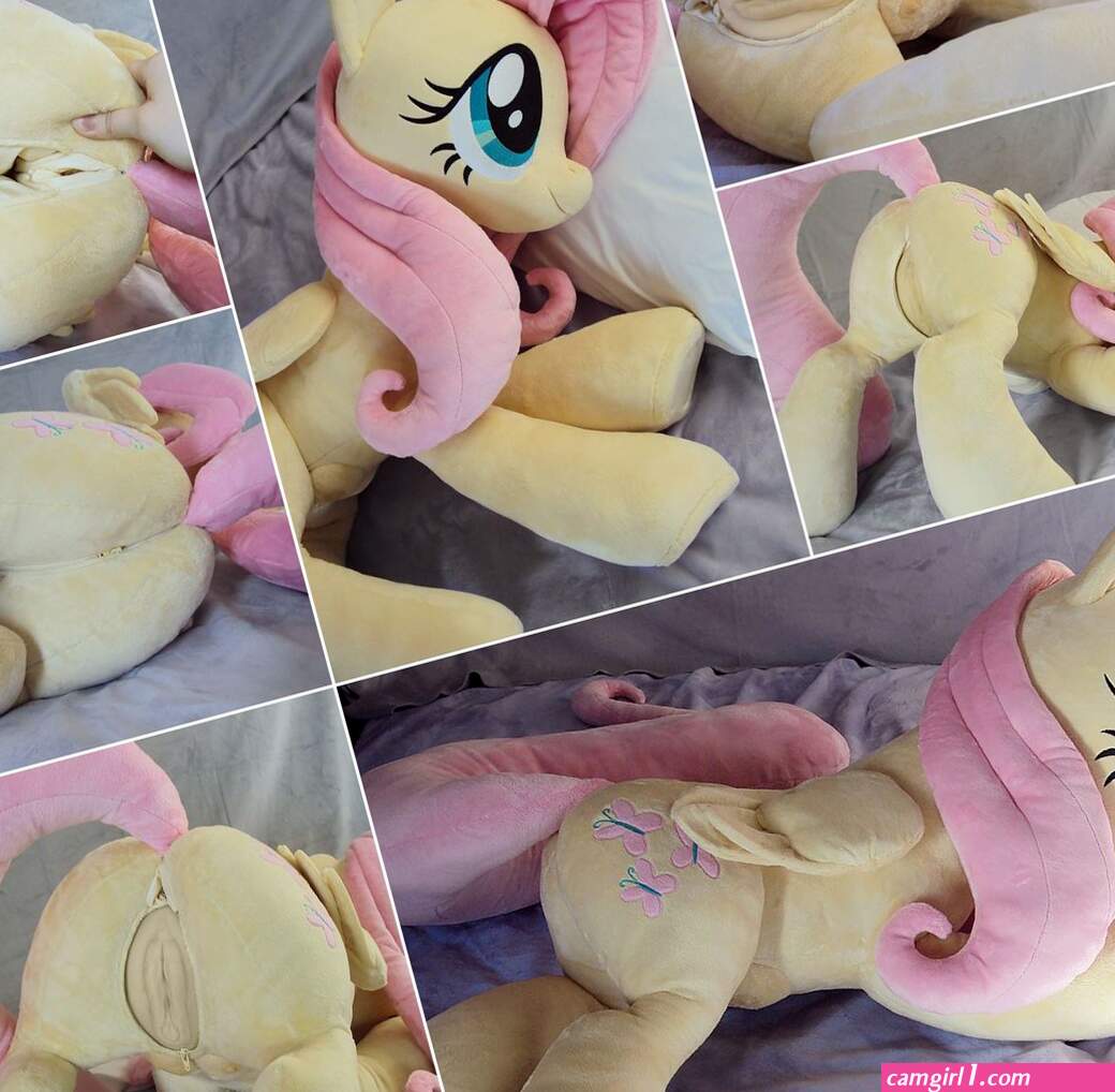 Toys fucking (photos)