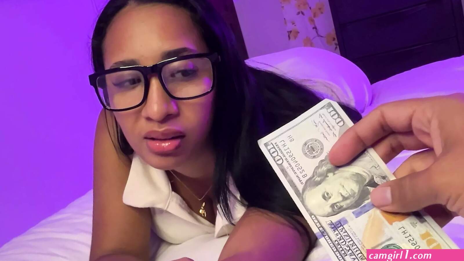 I fuck for money (photos)